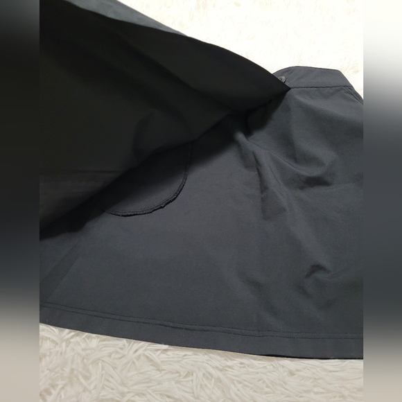 Avia Skort size Large in EUC - Picture 2 of 8